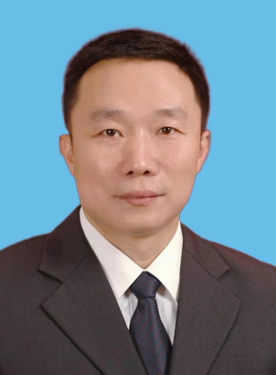 雷育胜